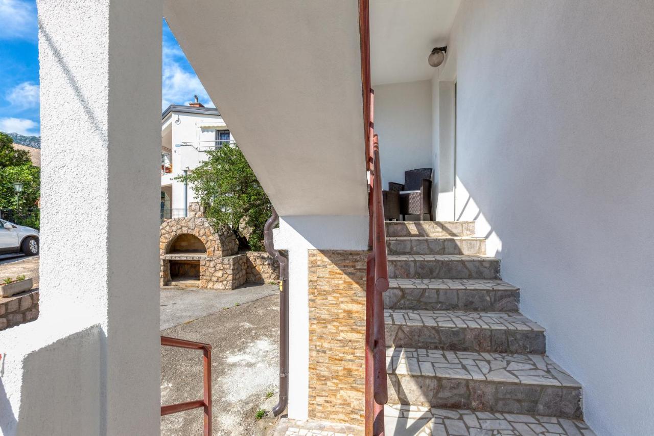 קרלובג Apartmani Luky מראה חיצוני תמונה