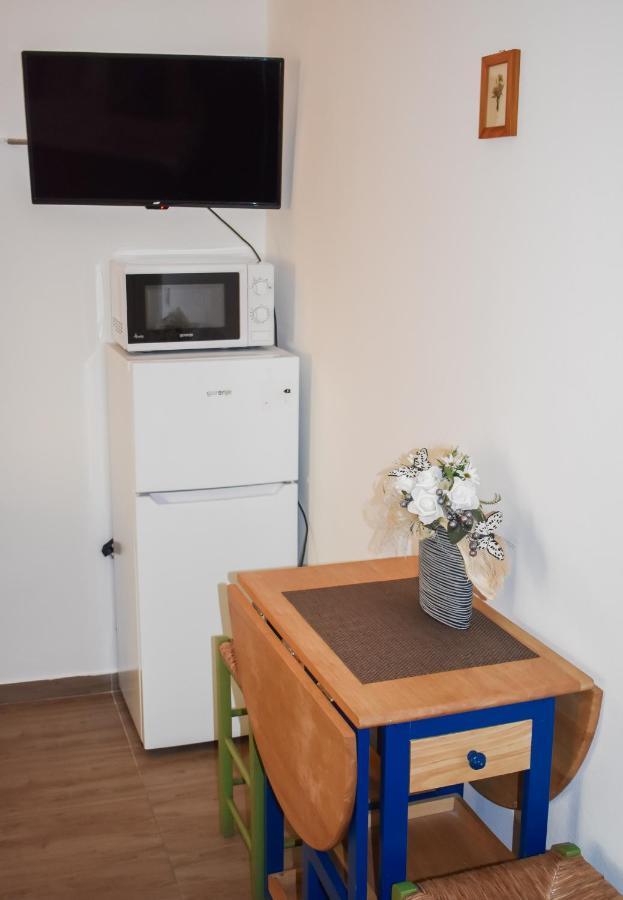 קרלובג Apartmani Luky מראה חיצוני תמונה