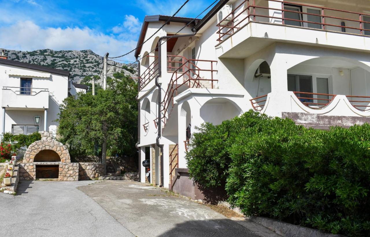 קרלובג Apartmani Luky מראה חיצוני תמונה